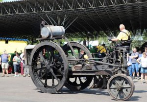 Pradědečkův traktor - historické traktory v provozu v Časlavi 