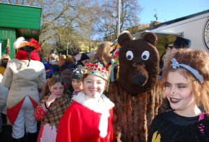 LÁZEŇSKÝ KARNEVAL NA ULICI V MARIÁNSKÝCH LÁZNÍCH