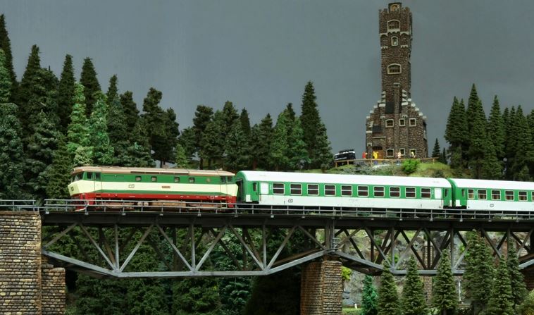 PODZIMNÍ VÝSTAVA MODELOVÉHO KOLEJIŠTĚ v Přerově